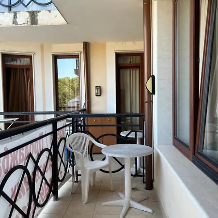 Huge Iglika 2 Bedroom Apartment Golden Sands