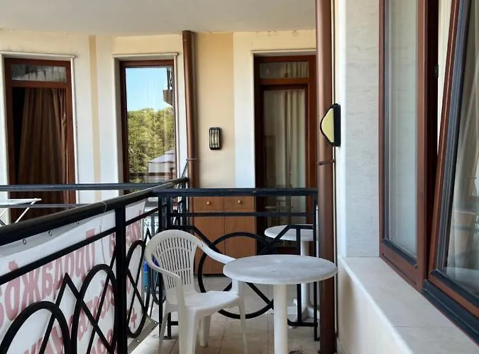 Huge Iglika 2 Bedroom Appartement Goudstrand